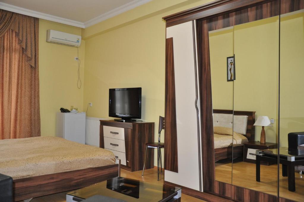 Prestige Hotel บาทูมิ ภายนอก รูปภาพ
