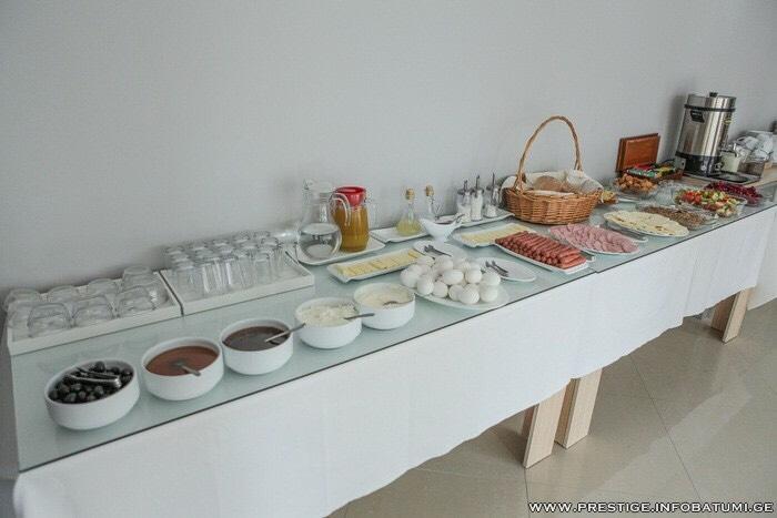Prestige Hotel บาทูมิ ภายนอก รูปภาพ